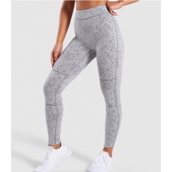 Gymshark Pants - Gymshark Fleur Texture Gray Marl leggings Size XS